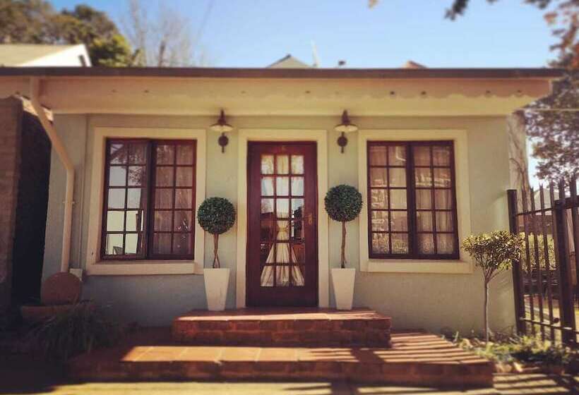 בית מלון כפרי Heidelberg Lodge