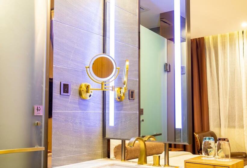 هتل James Joyce Coffetel Foshan Zhangcha