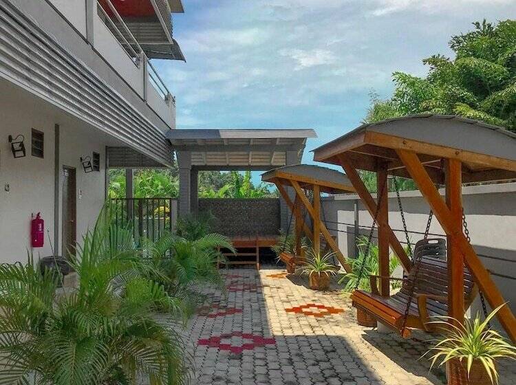 هتل Norshah Village Resort