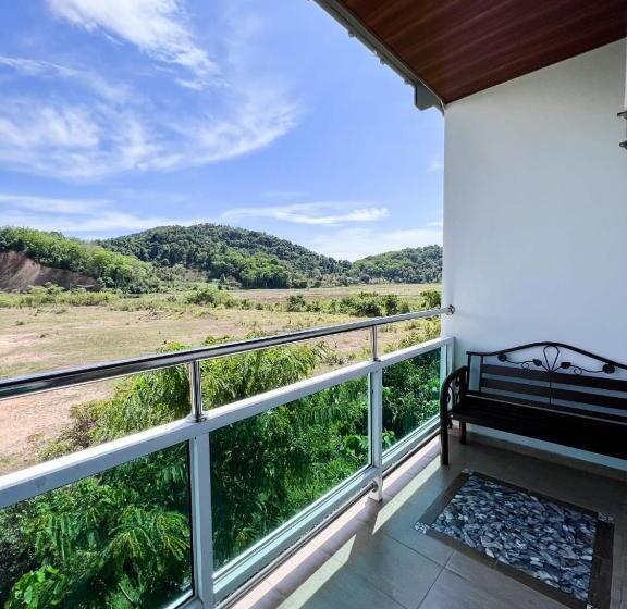 ホテル Norshah Village Resort