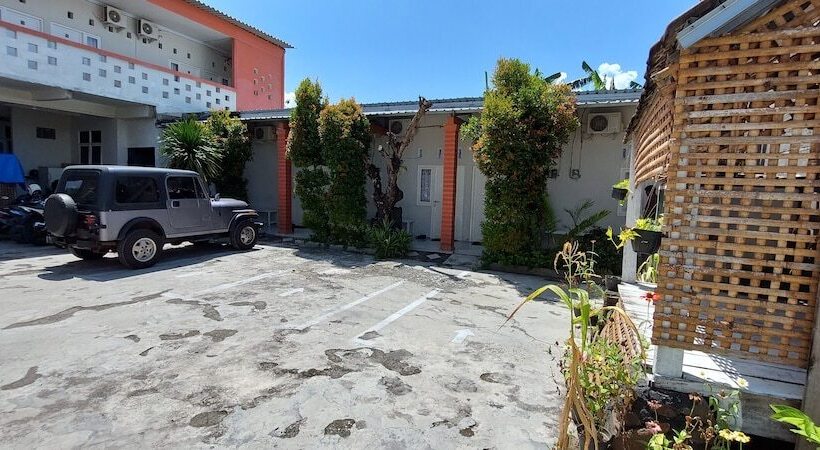 فندق Omah Pandhoek Family Syariah