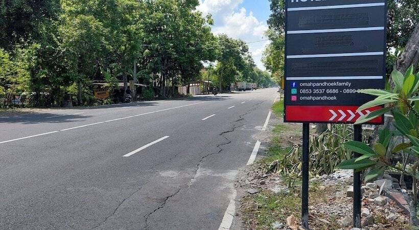 فندق Omah Pandhoek Family Syariah