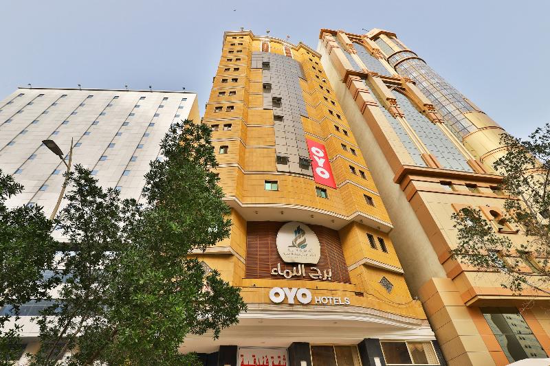 Отель Oyo 385 Qamar Residential Units