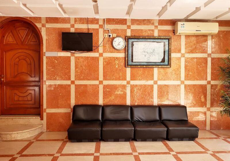 Отель Oyo 434 Abdulhameed Shafi