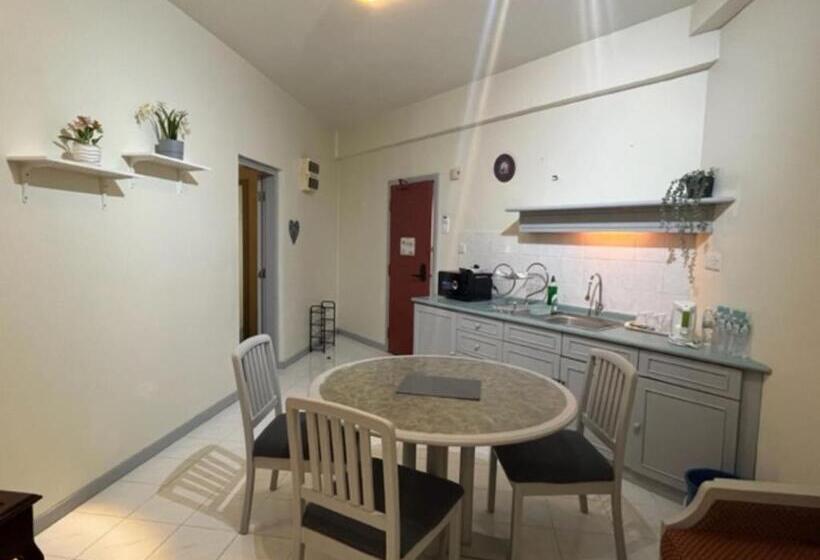 בית מלון כפרי Paradise By The Sea In Penang By Veron At Rainbow Paradise