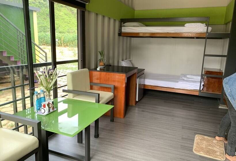 هتل Phong Nha Eco Mountain Farmstay
