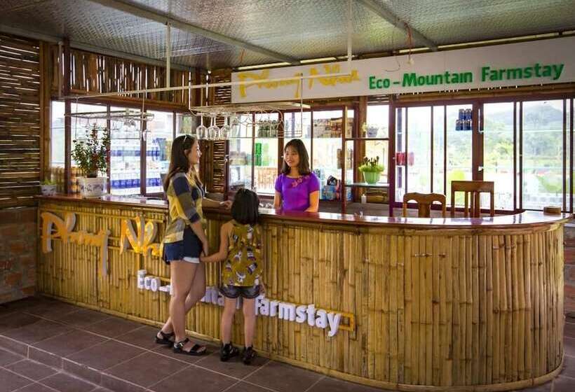هتل Phong Nha Eco Mountain Farmstay