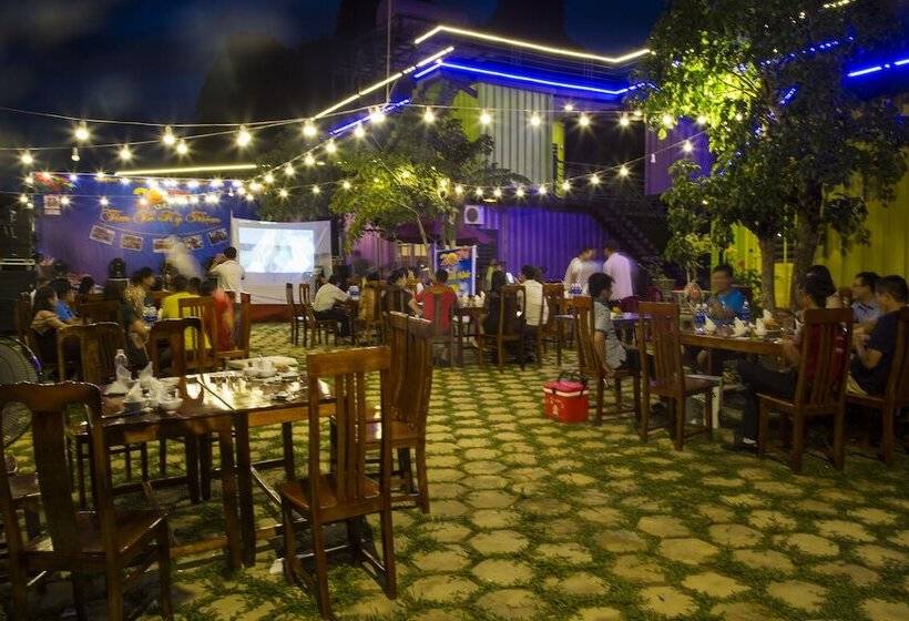 هتل Phong Nha Eco Mountain Farmstay