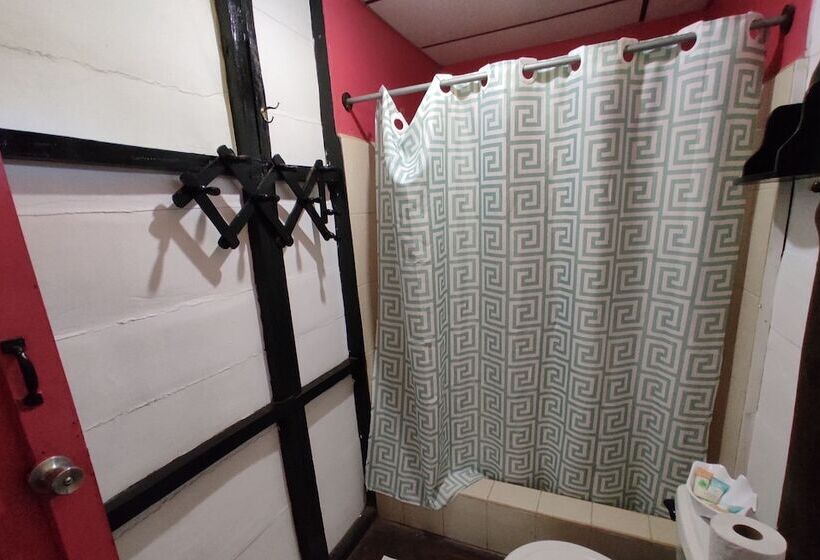 호텔 Playa Hermosa Ecolodge