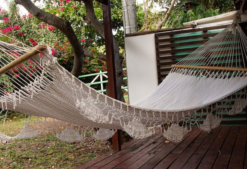 호텔 Playa Hermosa Ecolodge