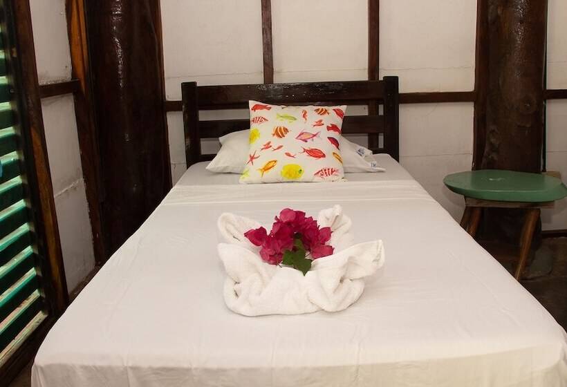 호텔 Playa Hermosa Ecolodge