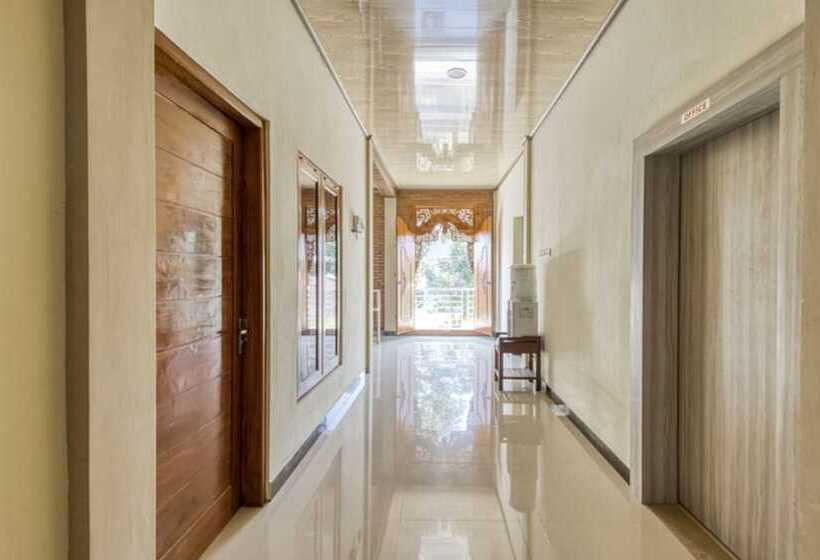 בית מלון כפרי Prime Adisucipto