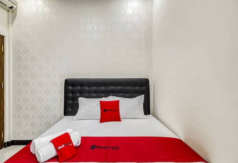 בית מלון כפרי Prime Adisucipto