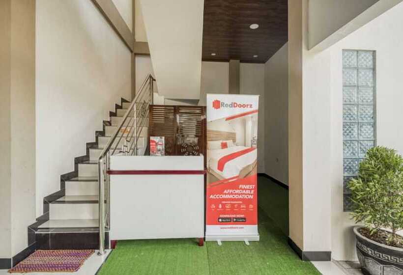 בית מלון כפרי Prime Adisucipto