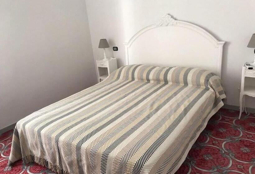 Отель R&d Rest And Dream Capri