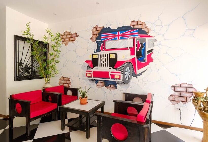 هتل Reddoorz Plus @ West Nautical Road Puerto Galera