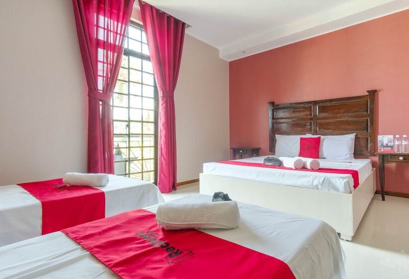 هتل Reddoorz Plus @ West Nautical Road Puerto Galera