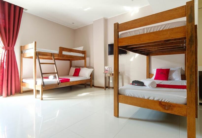 هتل Reddoorz Plus @ West Nautical Road Puerto Galera