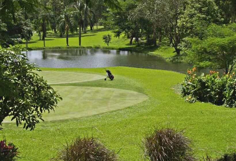 בית מלון כפרי Royale Tagaytay B&b