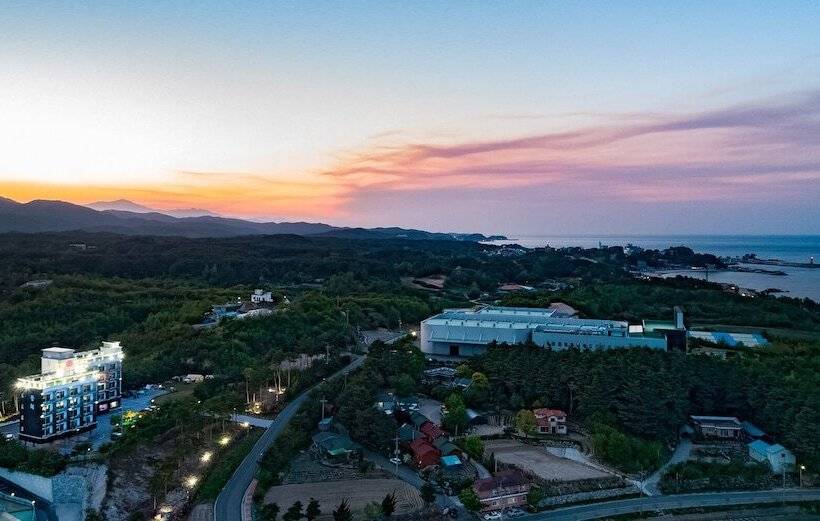 בית מלון כפרי Yangyang See Star Donghae