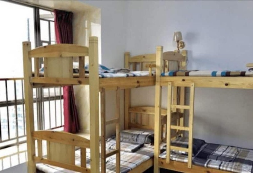 Отель Warm Home Youth Hostel