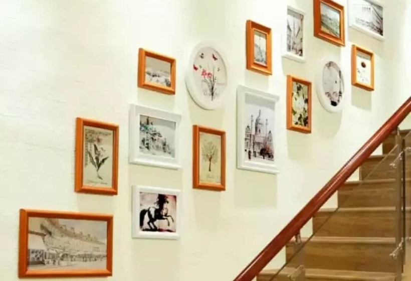 Отель Warm Home Youth Hostel