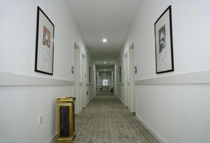 Pai Hotels·handan Lianfang Road Bus Station