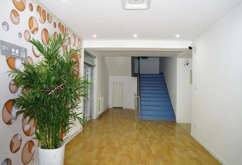 Pai Hotels·handan Lianfang Road Bus Station