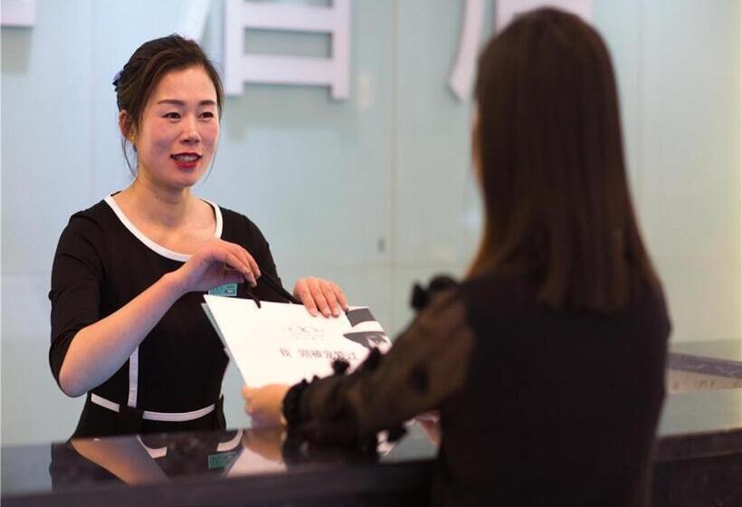 Xana Hotelle Lhasa Potala Palace Beijing Middle Road