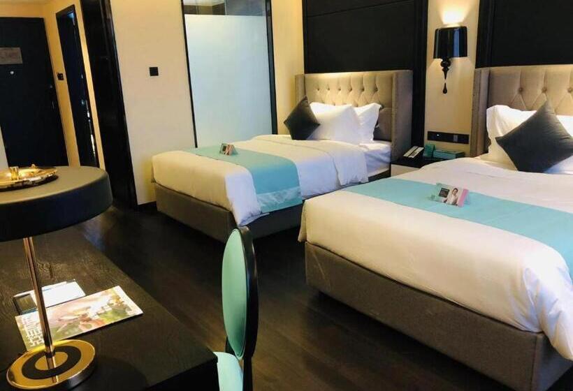 Xana Hotelle Nanjing Xinjiekou Daxinggong Metro Station