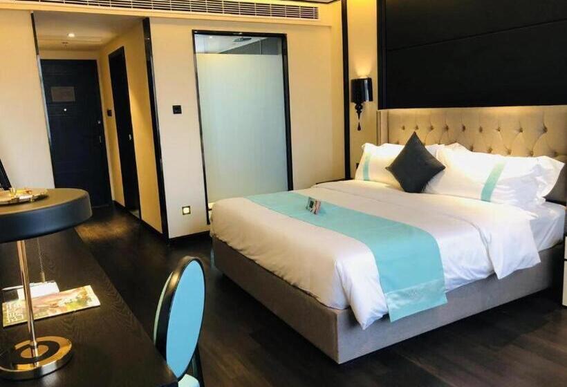 Xana Hotelle Nanjing Xinjiekou Daxinggong Metro Station