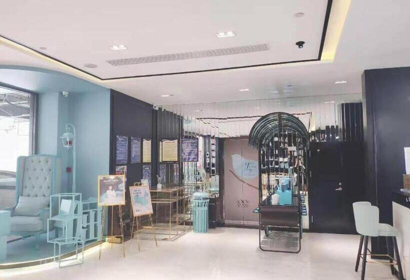 Xana Hotelle Nanjing Xinjiekou Daxinggong Metro Station