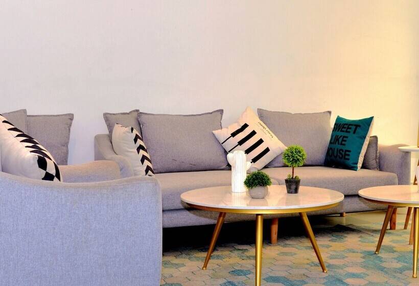 Yimi Hotel Sanyuanli Subway Station