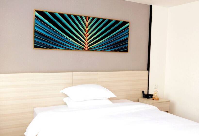 Yimi Hotel Sanyuanli Subway Station