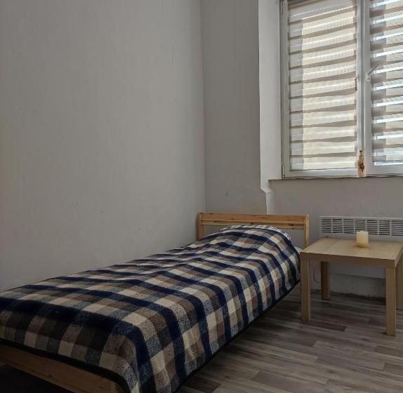 호스텔 Gościniec Biebrzański