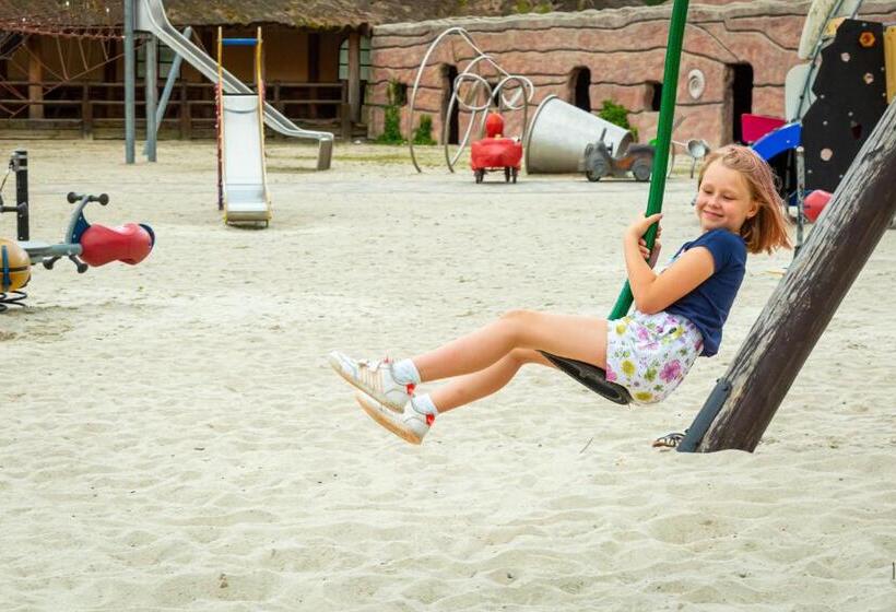 הוסטל Noclegi Jurapark Krasiejów