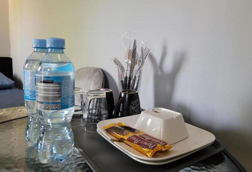 ユースホステル Sebar