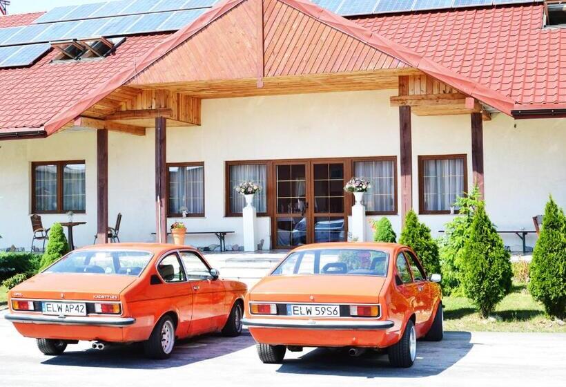 فندق صغير Zajazd Bachus