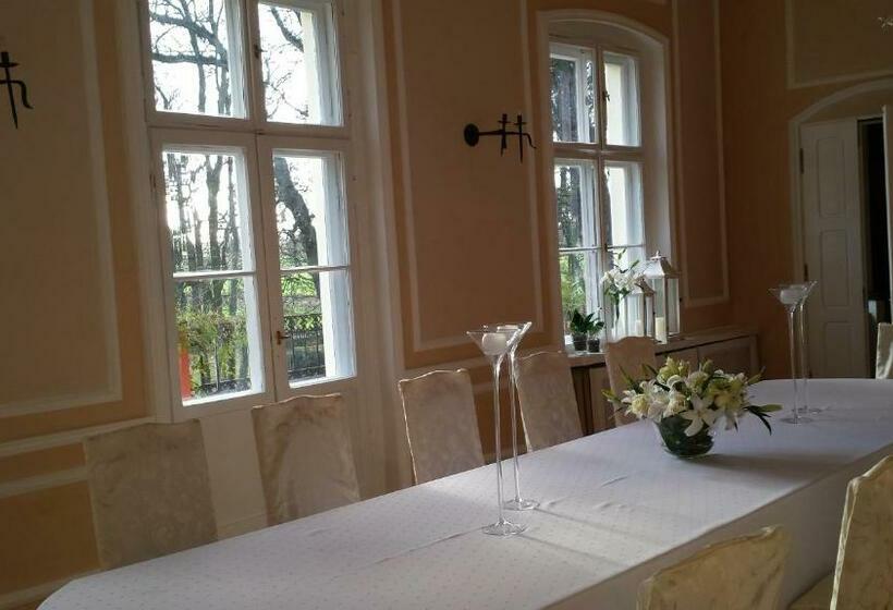 Bed and Breakfast Zamek Rynkówka