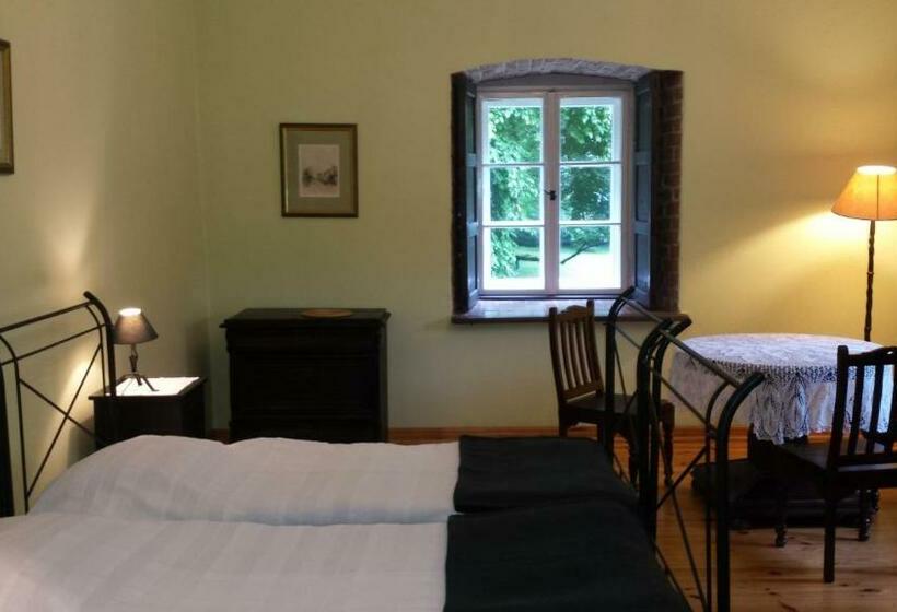 Bed and Breakfast Zamek Rynkówka