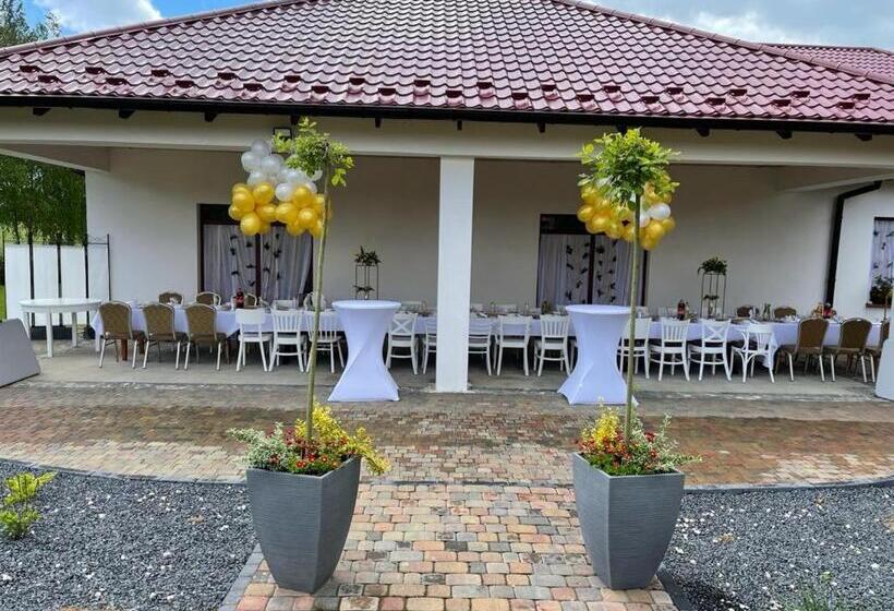 ホテル Agro Na Wapniarni