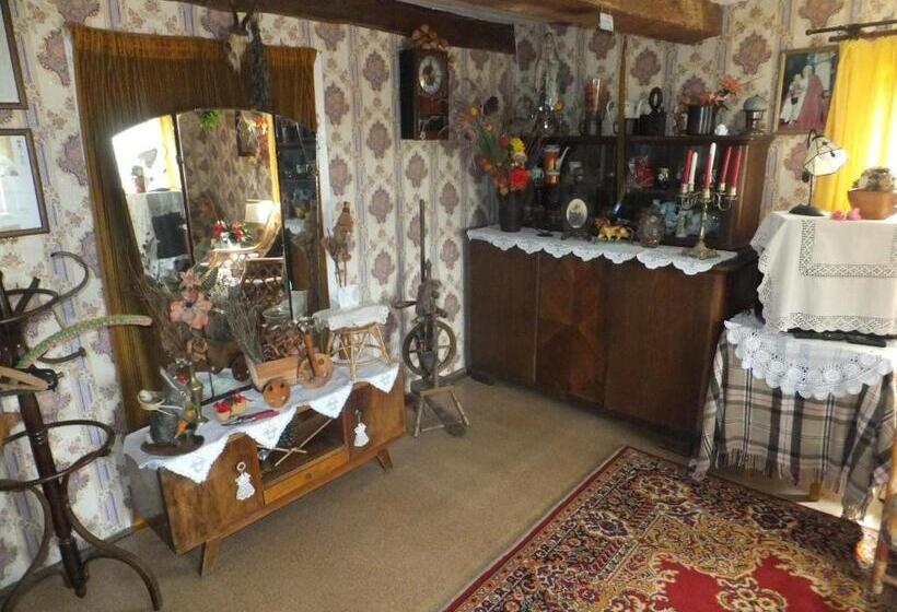 Отель Chata Pod Strzechą  Bory Tucholskie