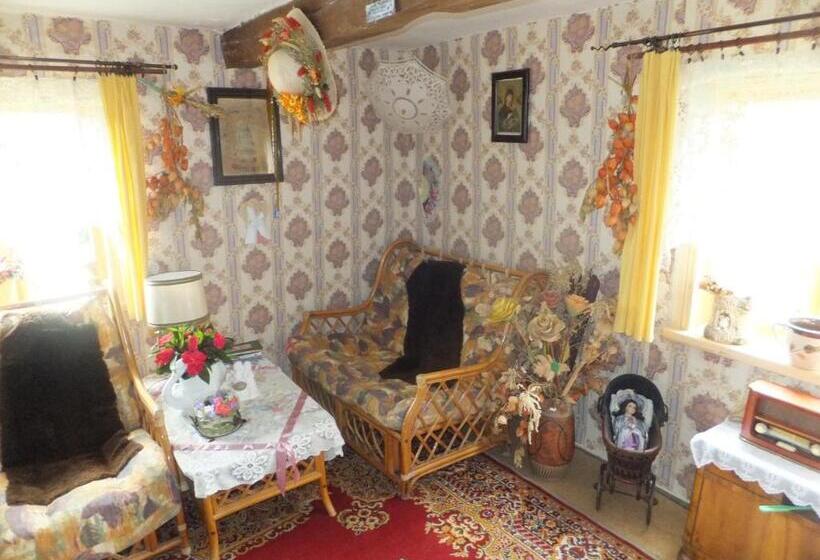 Отель Chata Pod Strzechą  Bory Tucholskie