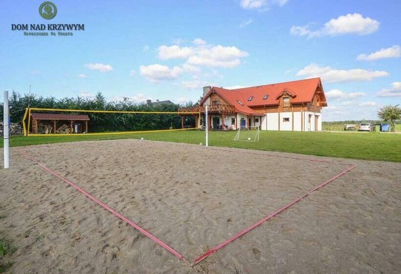 فندق Dom Nad Krzywym   Prywatna Plaża, 2 Boiska, Sauna, Plac Zabaw