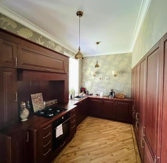 酒店 Dwór W Kiełczówce