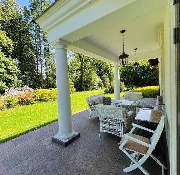 酒店 Dwór W Kiełczówce