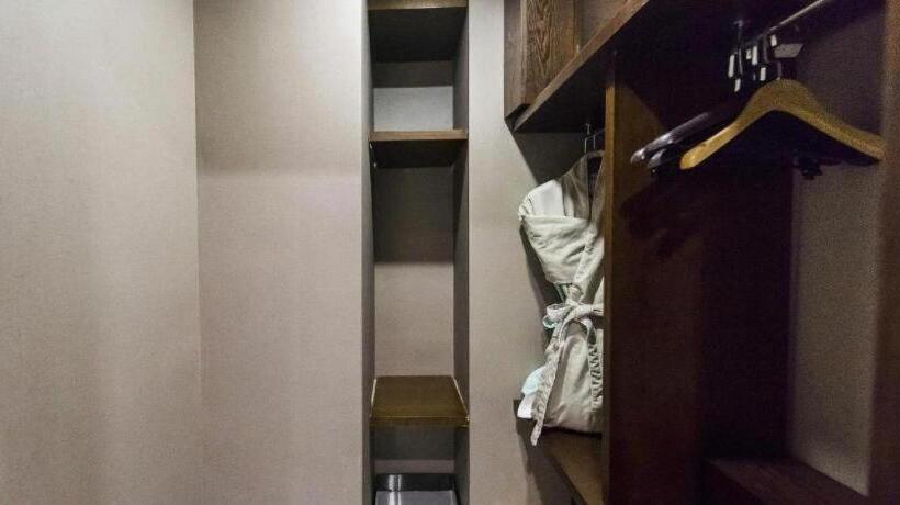 호텔 James Joyce Coffetel Jilin Railway Station Fortune Plaza