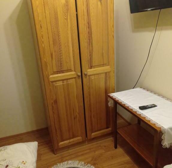 ホテル Noclegi Na Wzgórzu Sopotnia Wielka