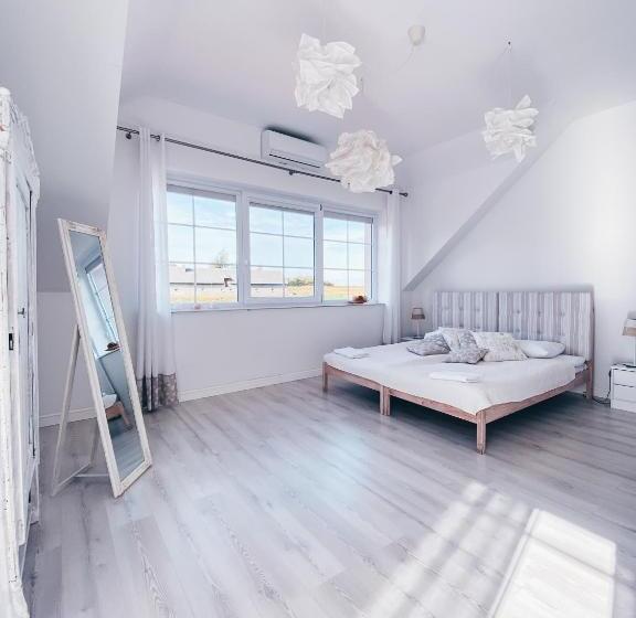 בית מלון כפרי Piławski Dwór