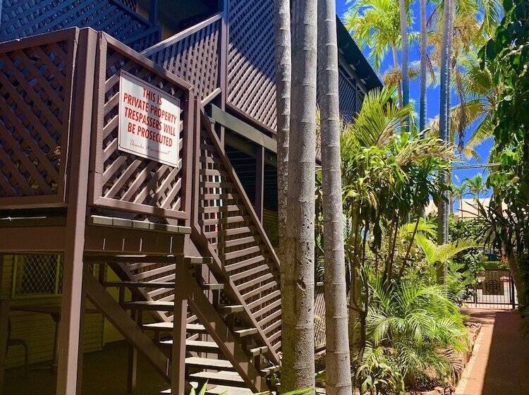 فندق Roey Backpackers & Party Bar